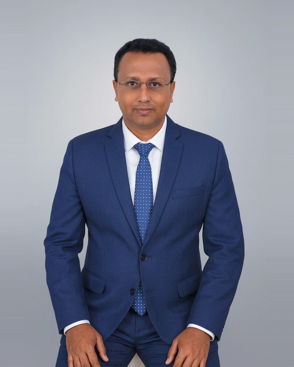 Mr. Mahesh Bendre
